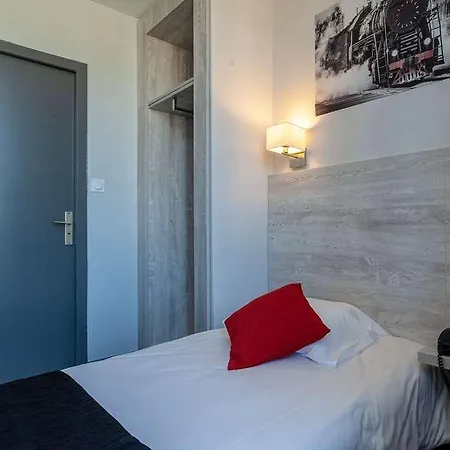 Hotel Campanile Centre Gare 3*