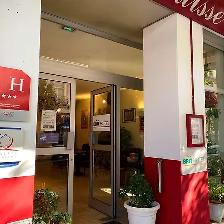 Campanile Centre Gare 3* Гренобль