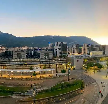 Hotell Campanile Centre Gare