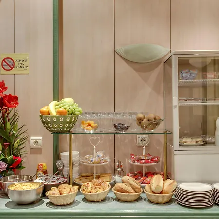 Hotell Campanile Centre Gare 3*