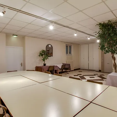 Campanile Centre Gare Гренобль