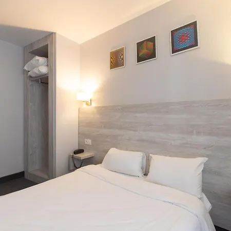 ホテル Campanile Centre Gare