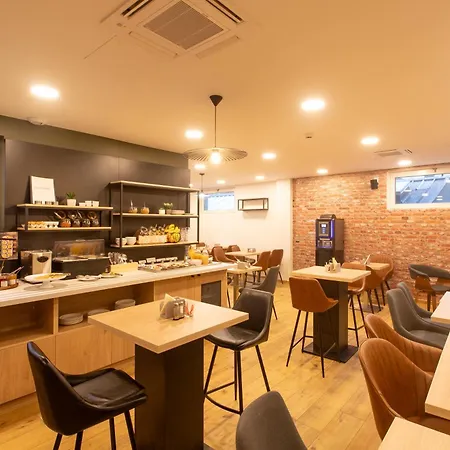 ホテル Campanile Centre Gare グルノーブル