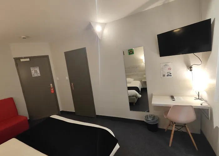 Campanile Centre Gare Готель