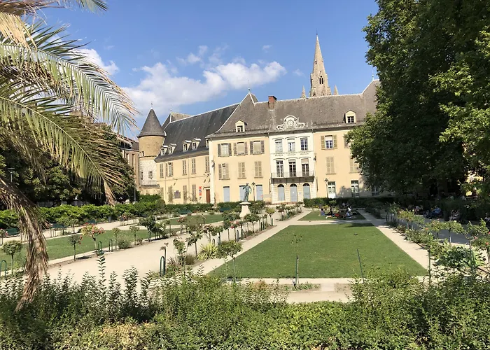 Campanile Centre Gare ホテル 3*