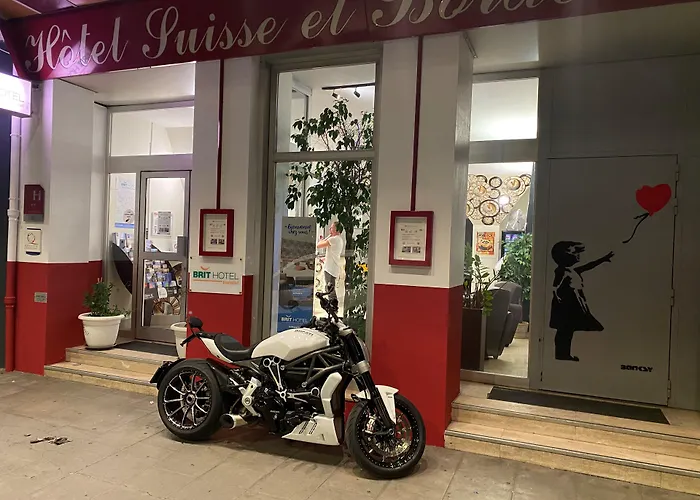 Campanile Centre Gare Готель