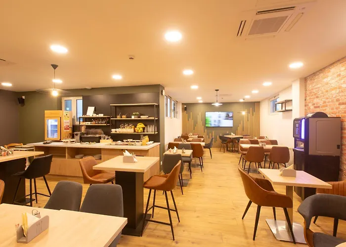 ホテル Campanile Centre Gare グルノーブル