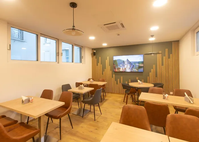 Campanile Centre Gare Готель 3*