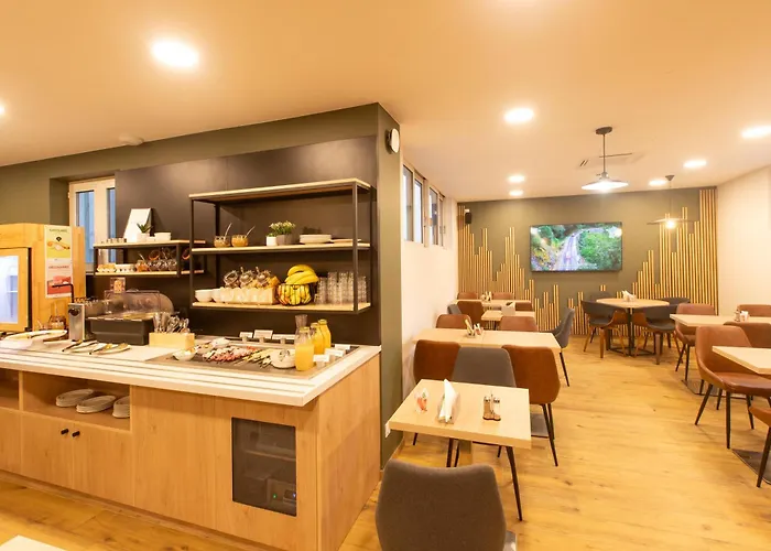 ホテル Campanile Centre Gare